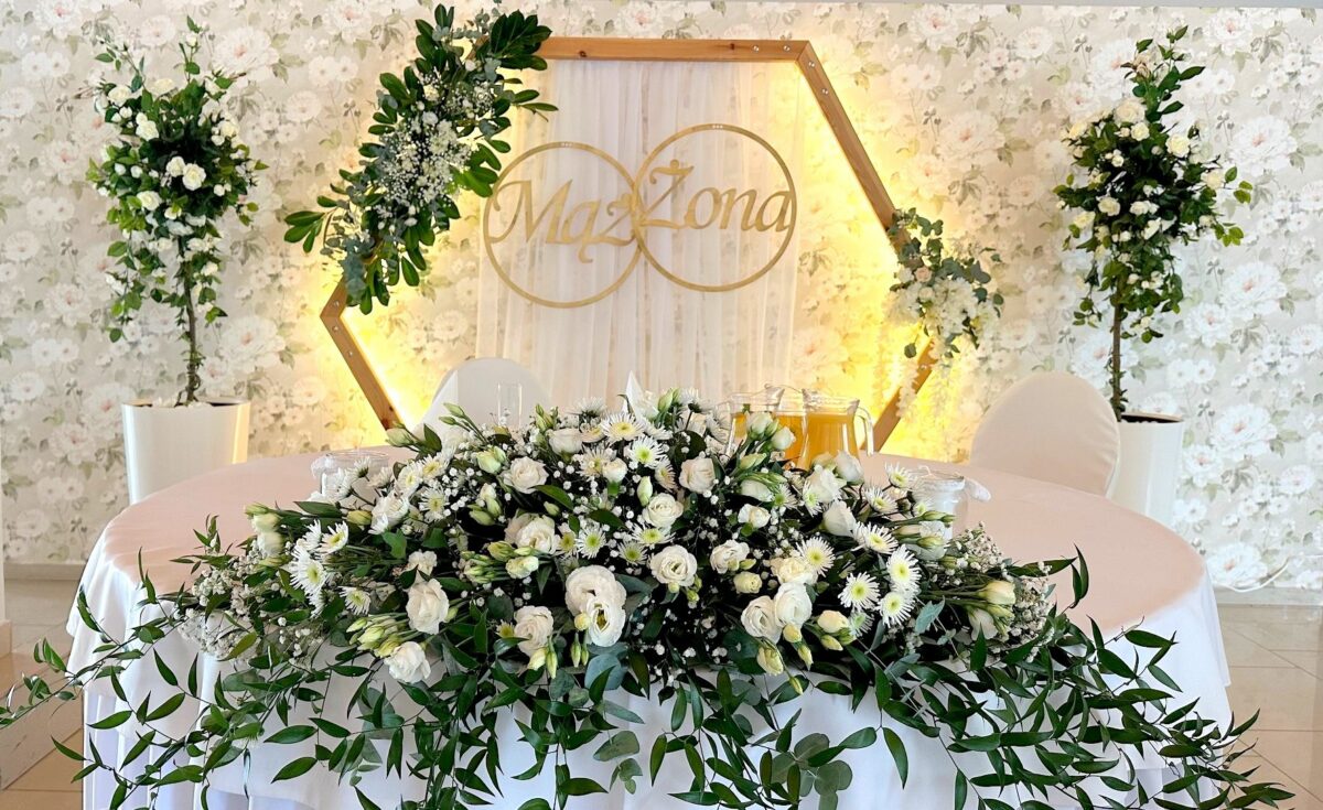 Sala Weselna OPAL Grzybowo, stół Mr & Mrs