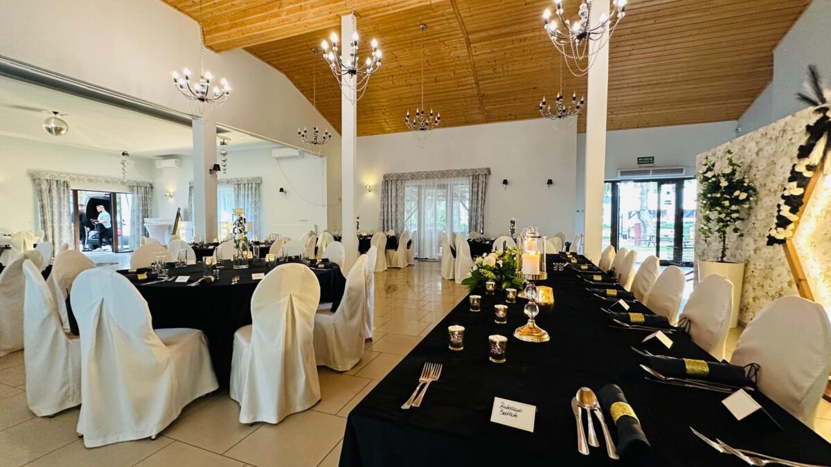 Sala Weselna OPAL Grzybowo, stoły weselne
